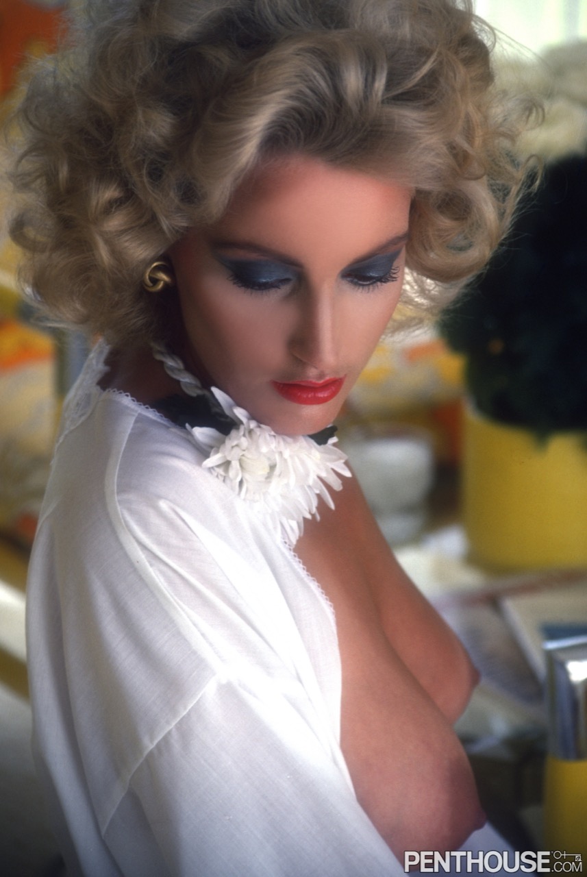 Cynthia Gaynor, Penthouse Pet of the Month, October 1977